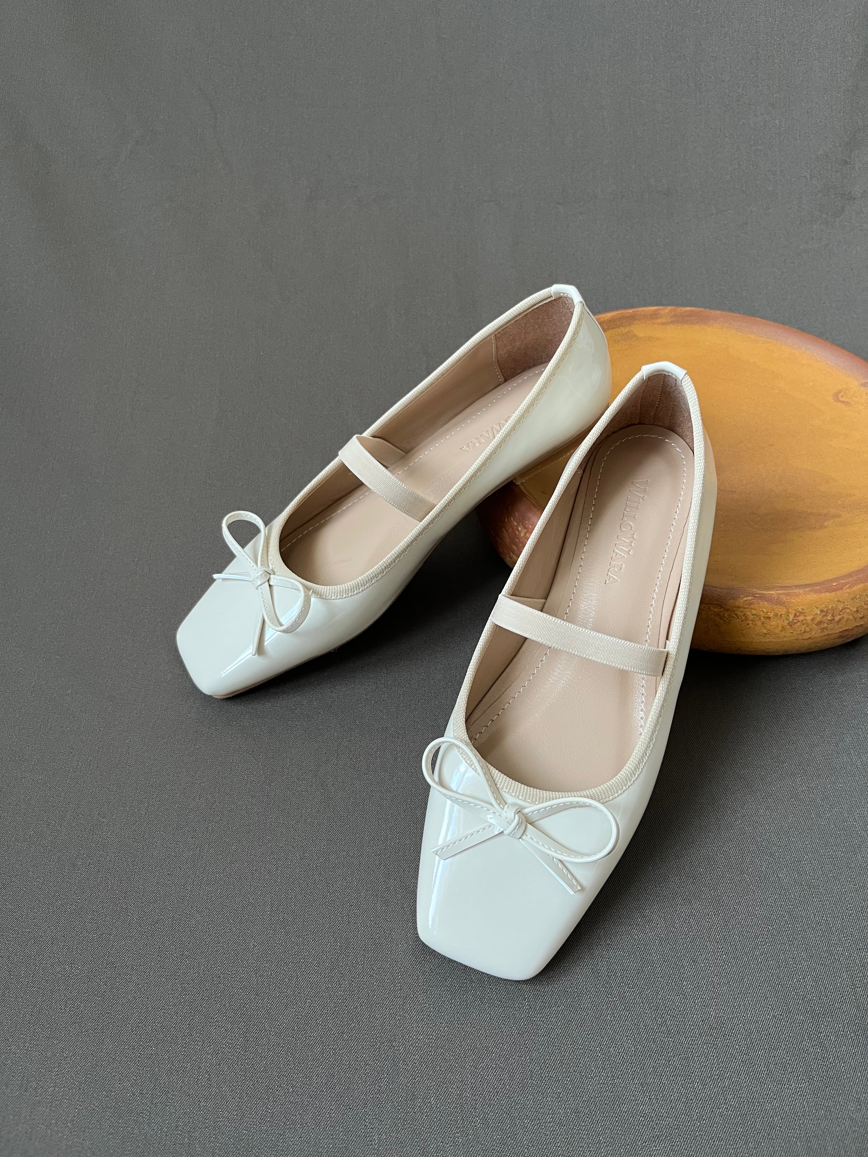 Kadın Rugan Lastikli Babet Fame - Bej