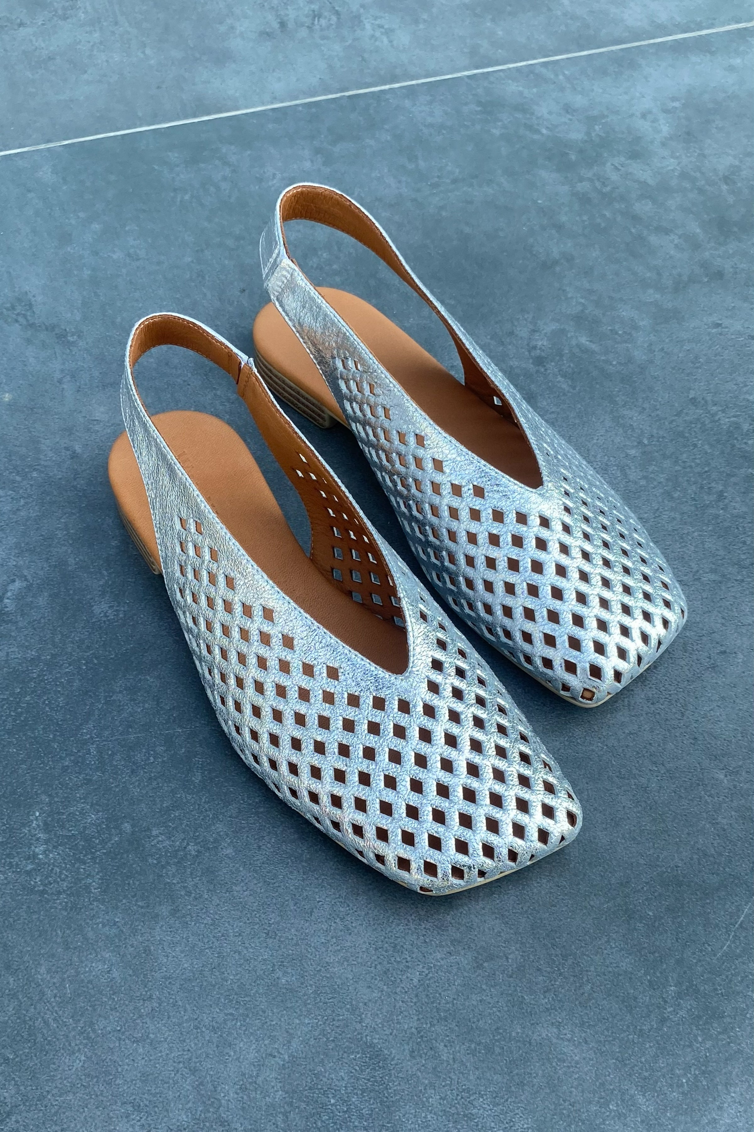 Kadın Hakiki Deri Slingback Babet | Anka - Gümüş