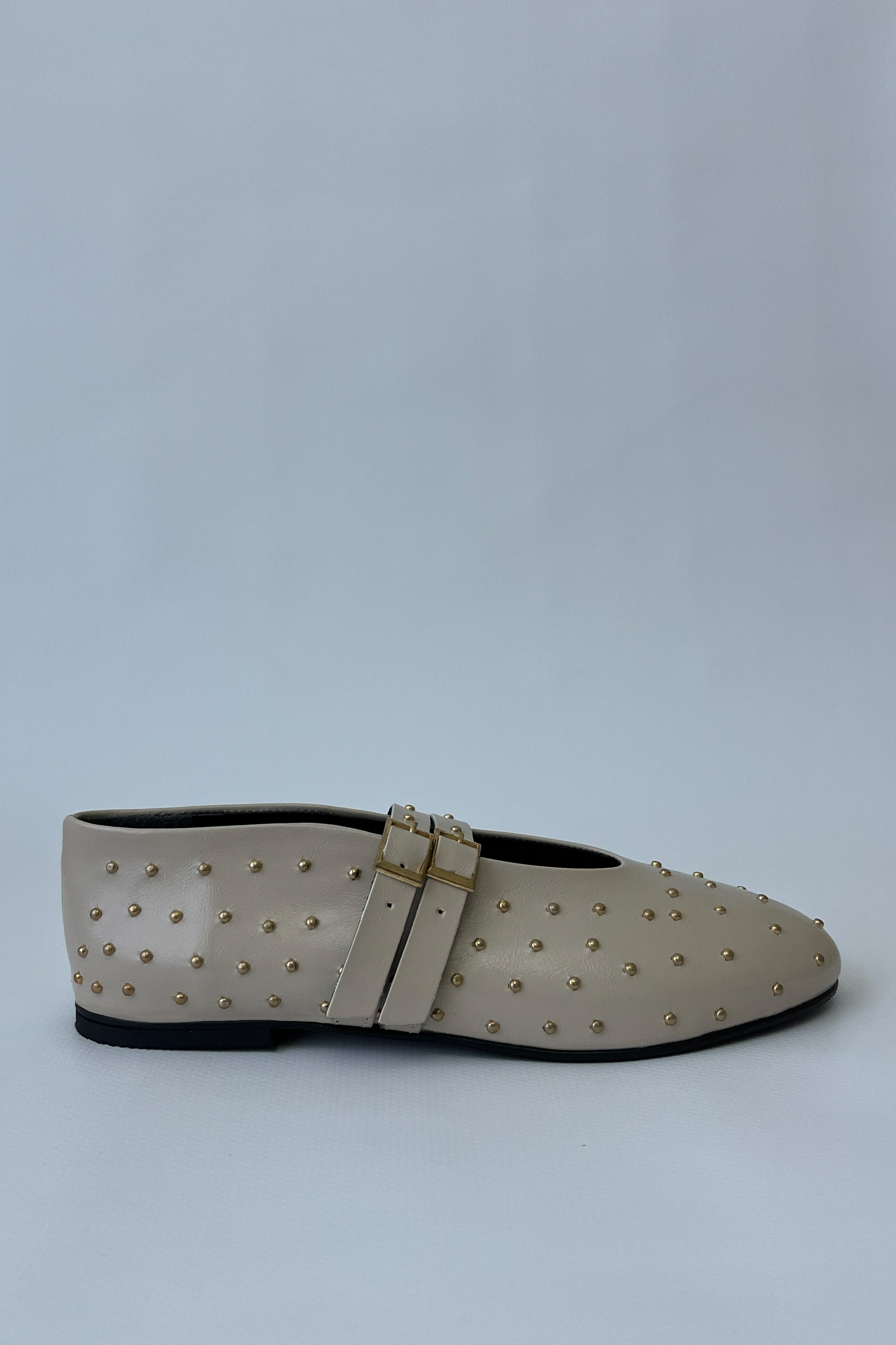 Kadın Zımbalı Çift Tokalı Babet Nora - Bej