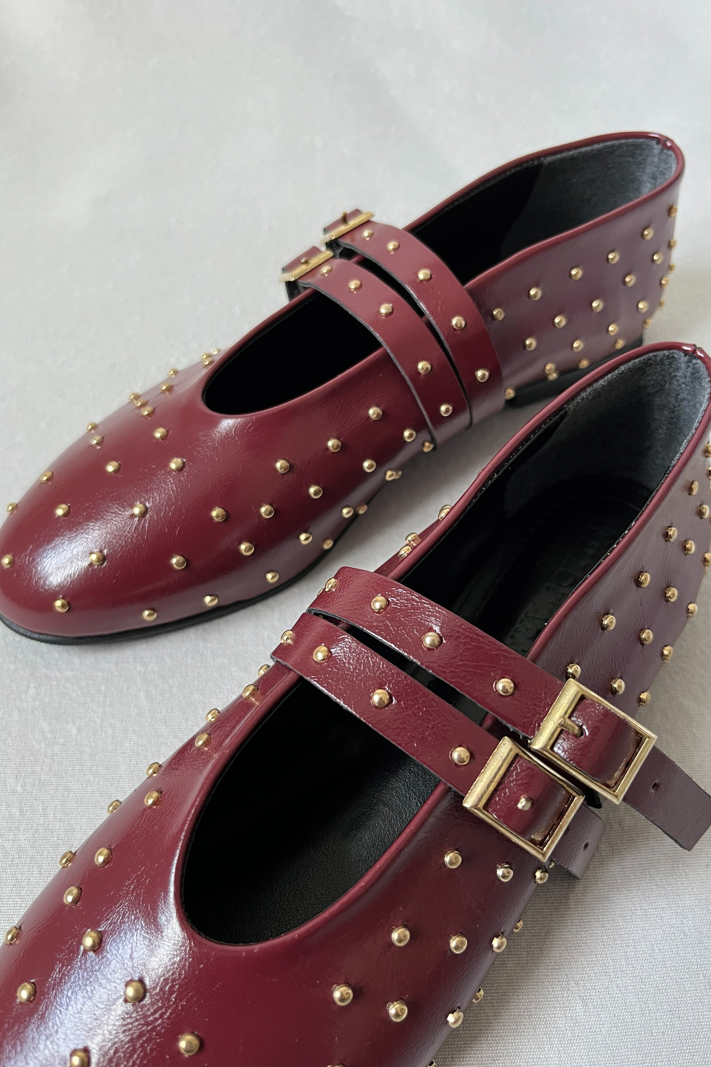 Kadın Zımbalı Çift Tokalı Babet Nora - Bordo