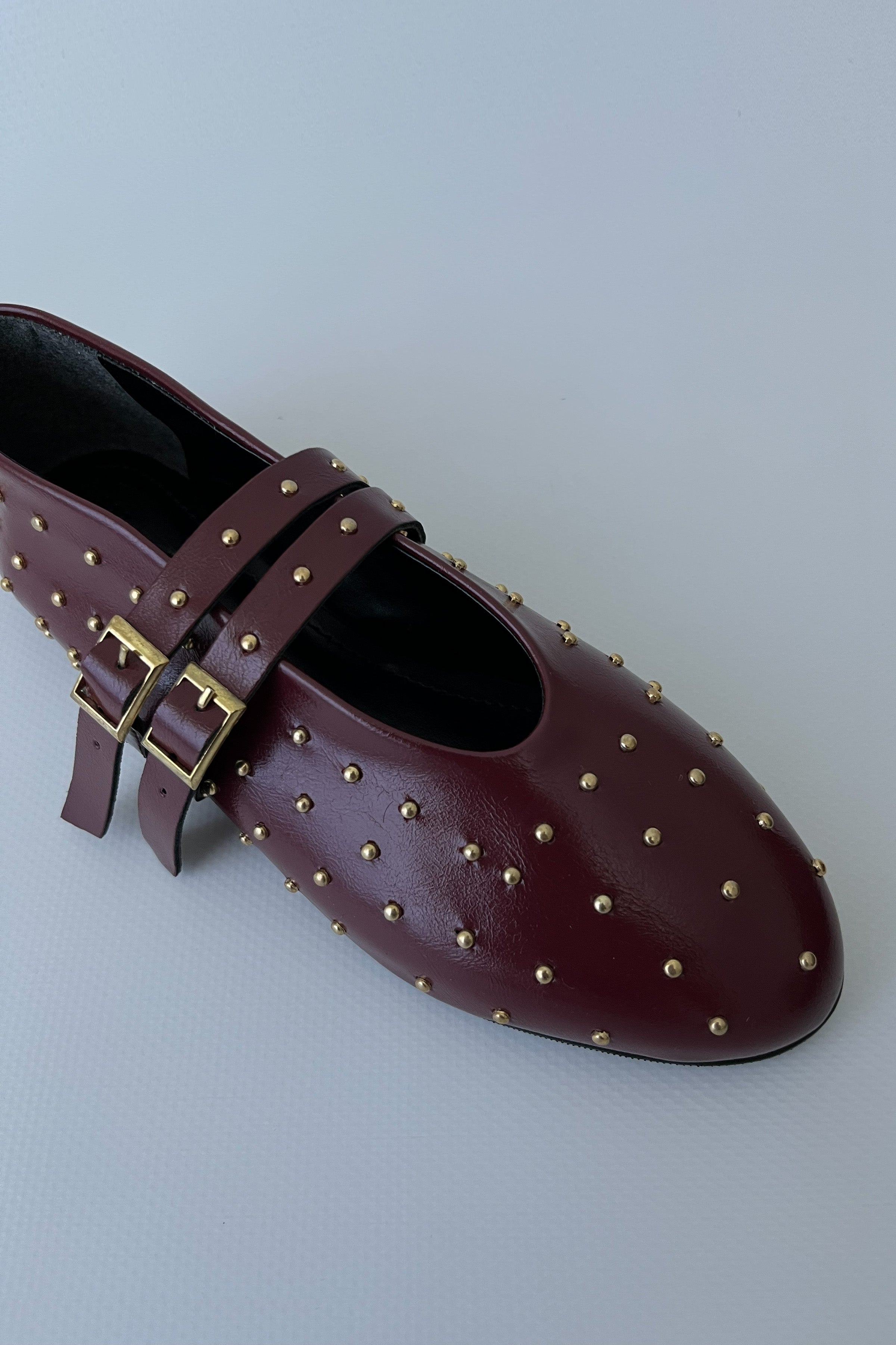 Kadın Zımbalı Çift Tokalı Babet Nora - Bordo