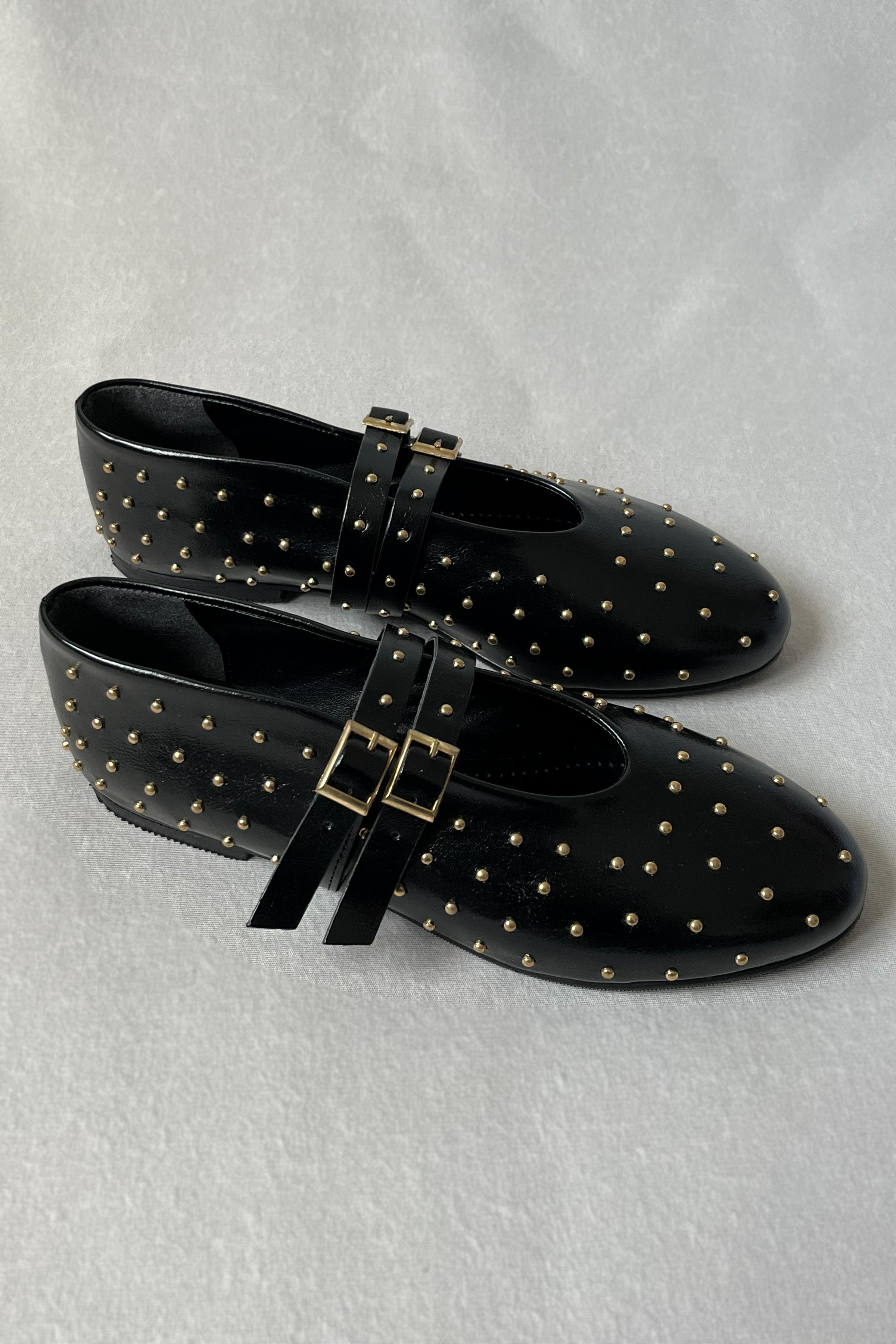 Kadın Zımbalı Çift Tokalı Babet Nora - Siyah